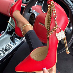 Chain lock drill high heels